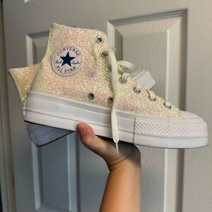 Women’s high top converse